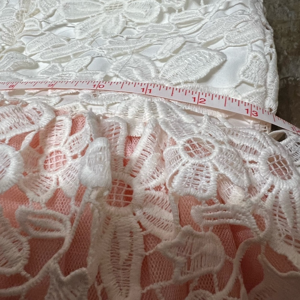 Camilla size 7-8 like new - Picture 10 of 11
